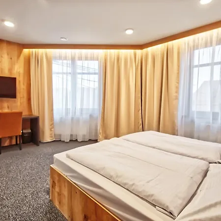 Restaurace A Praha Guest house Dolni Dunajovice