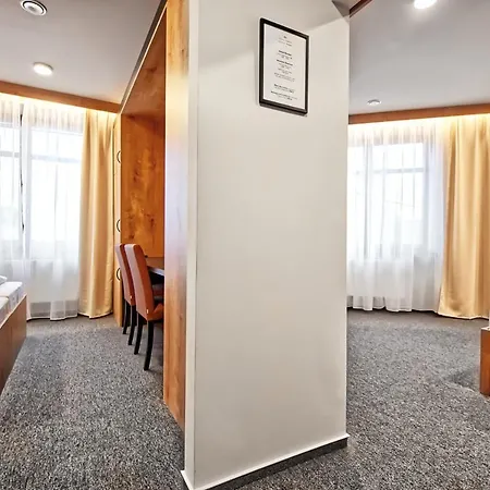 Guest house Restaurace A Praha *