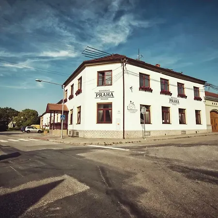 Restaurace A Praha Guest house *