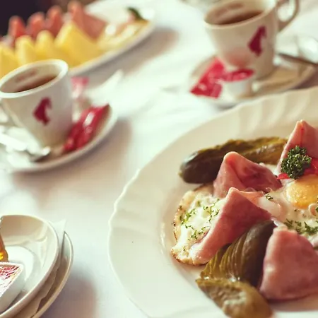 Restaurace A Praha Guest house Dolni Dunajovice